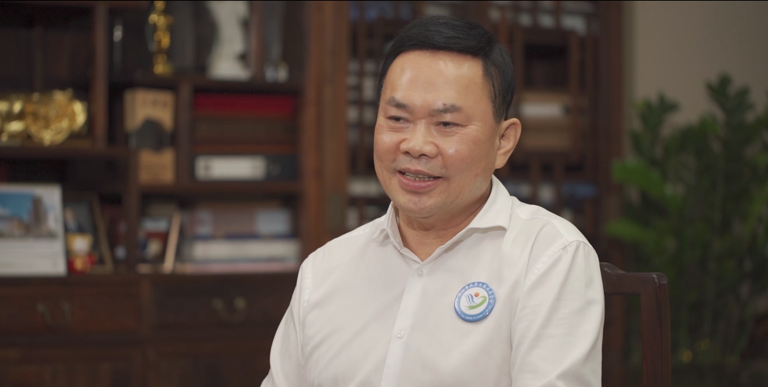 公益的力量丨leyu乐鱼官方·（中国）登陆入口董事长庄重：慕贤思齐，大山儒商丹心为公益